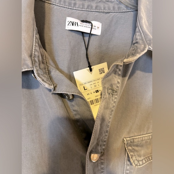 Zara TRF washed effect denim jumpsuit
New with tags - Picture 7 of 7